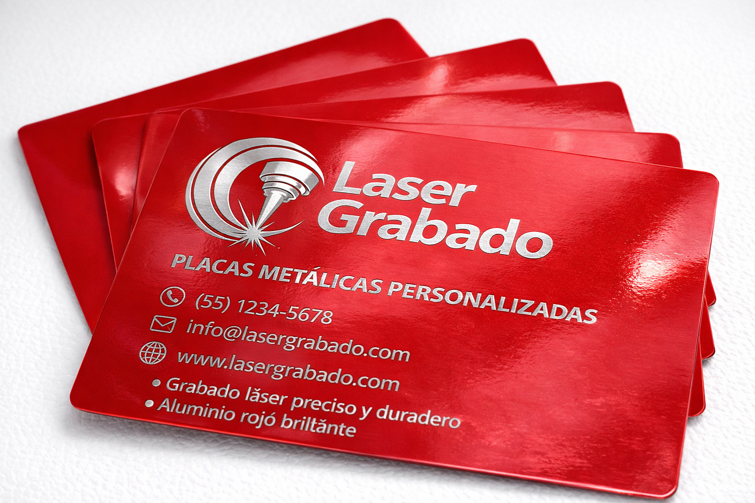 Tarjeta metálica roja